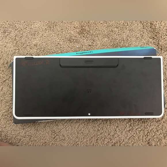 Multi-device K780 wireless keyboard | Logitech | Bluetooth keyboard - Picture 4 of 15